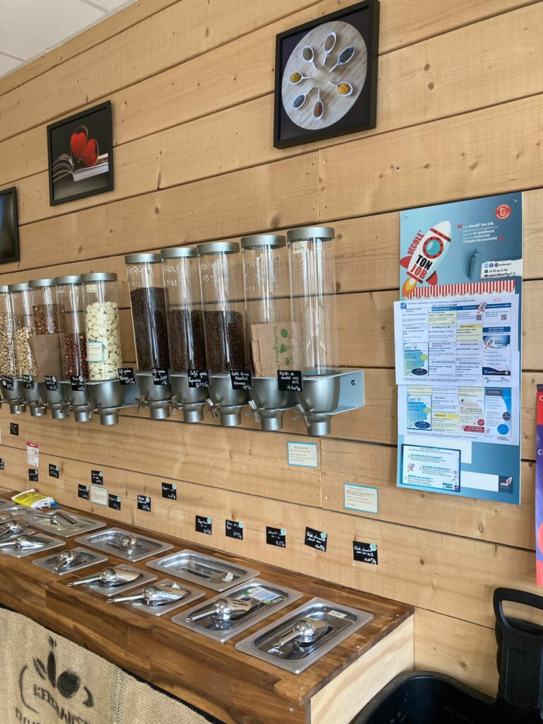 Photo d'un lieux relais avec son panneau